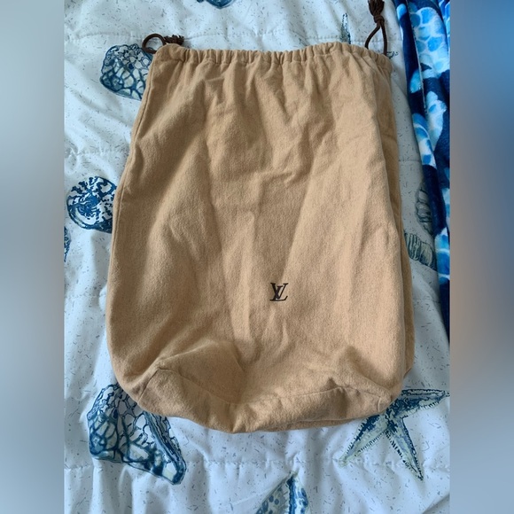 Louis Vuitton Handbags - Authentic Louis Vuitton Beige Dust Bag